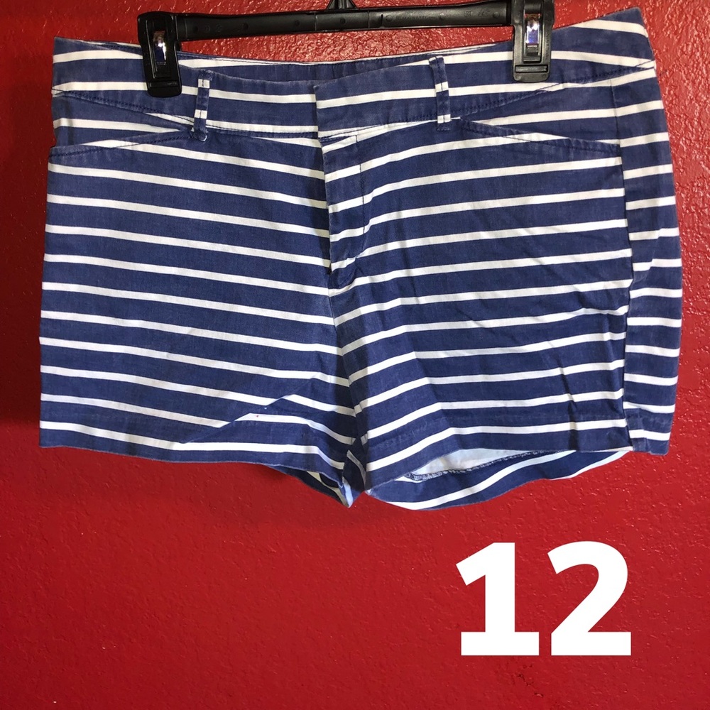 Old Navy blue and white striped shorts